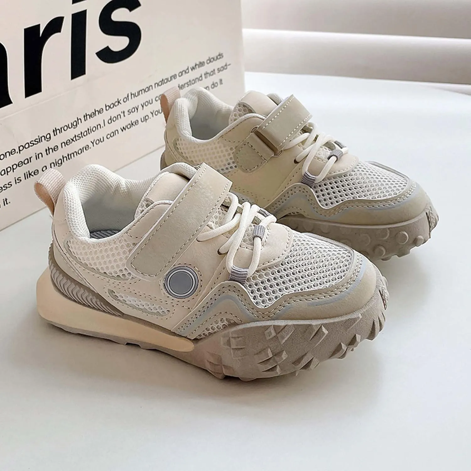 Children's Sneakers Boys Girls Lightweight Breathable Sneakers Fashion School Athletic Shoes Running Tennis Shoes Children's Outdoor Casual Walking Shoes