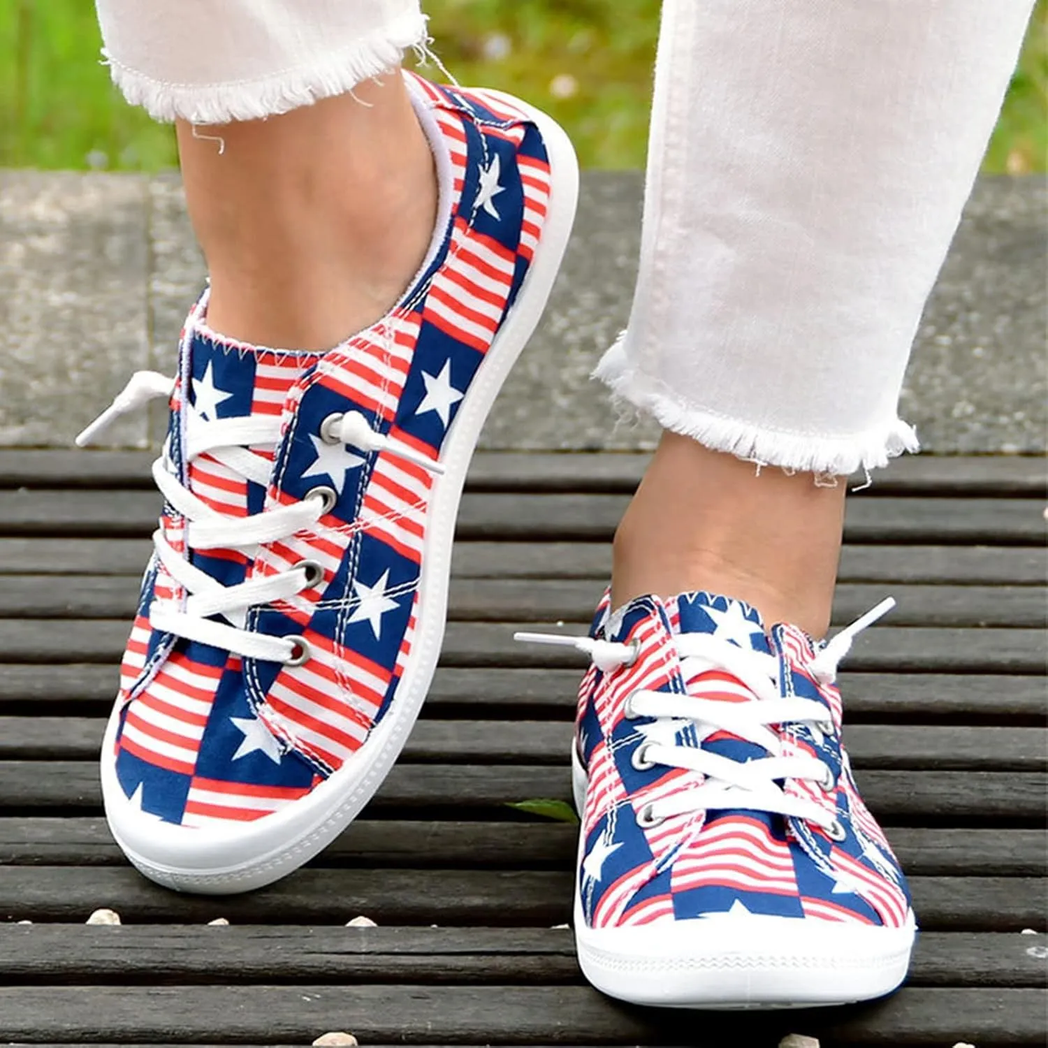 Loafers for Women Comfort Lace-Up Slip-On Walking Shoes Classic Flat Women's Sneakers