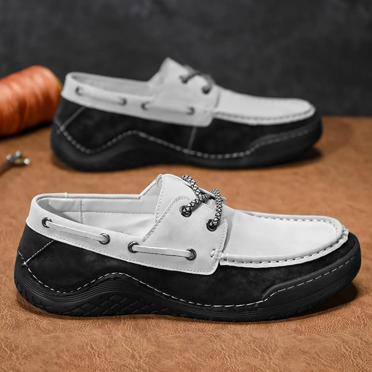 Men's Leather Loafers & Slip-On Lace Up Retro Round Toe Leather Comfortable Driving Shoes Fashionable Non-Slip Walking Shoes