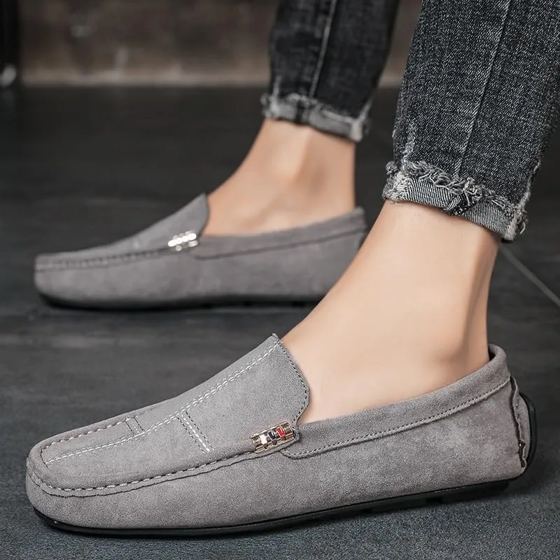 Men's Leather Loafers - Round Toe Suede Slip-Ons, Comfortable & Slip-Resistant Driving Shoes, Flat Heel for Party & Outdoor Wear