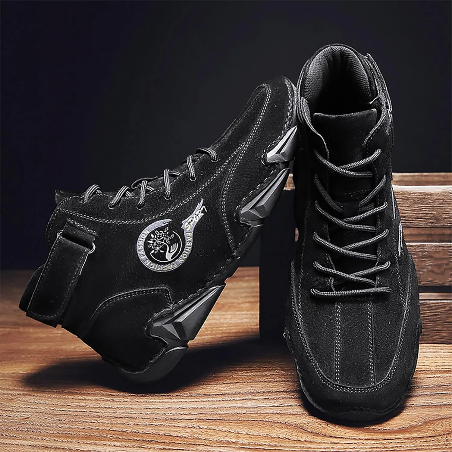 Shoes New Winter Men's Padded Leather Korean High Top Hook Loop Short Boots Lace-Up Lightweight Sport Shoes