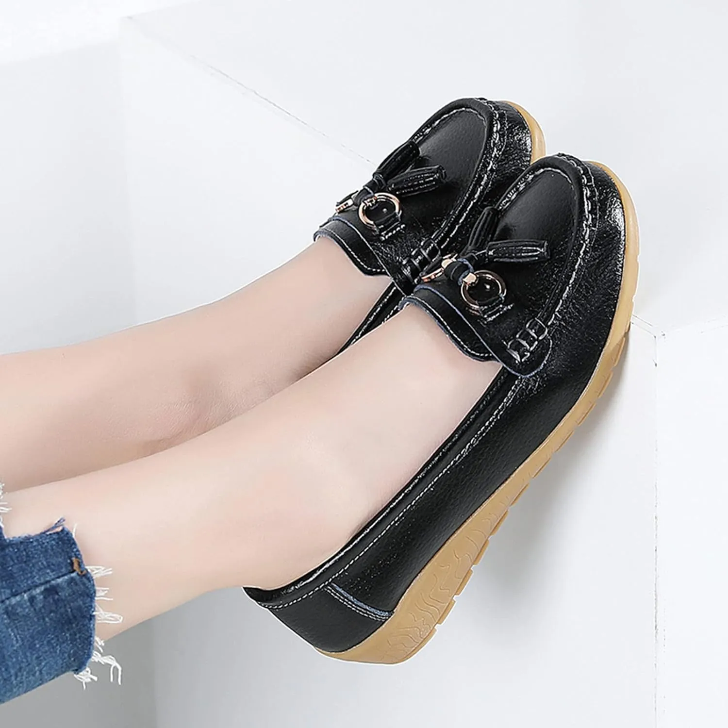 Womens Slip-on Loafers Womens Walking Flat Loafer Slip On Leather Loafer Comfortable Flat Shoes Outdoor Driving Shoes