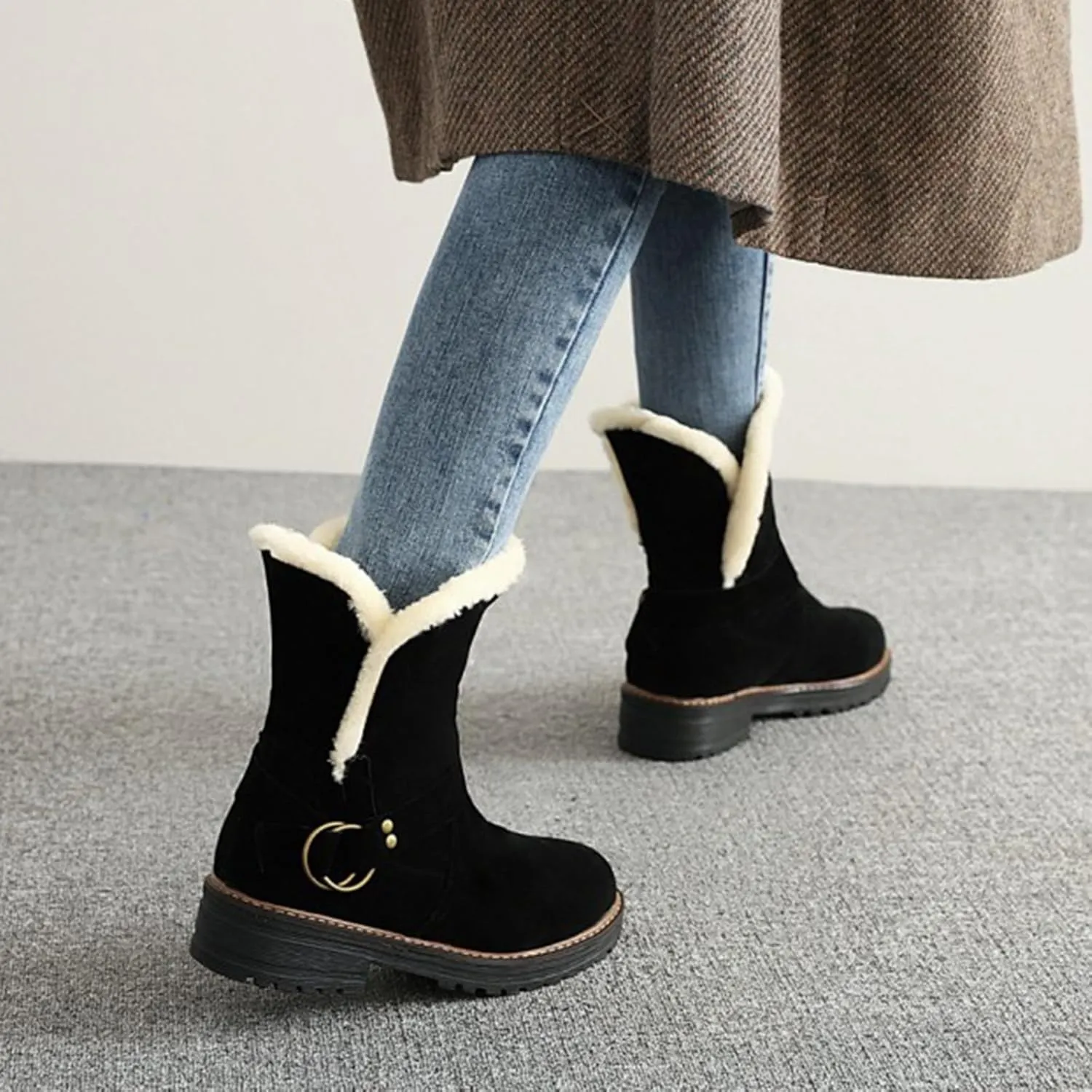 Womens Winter Snow Boots Cute Round Toe Warm Fur Lined Winter Suede Women's Slip On Boot Comfortable Winter Boot